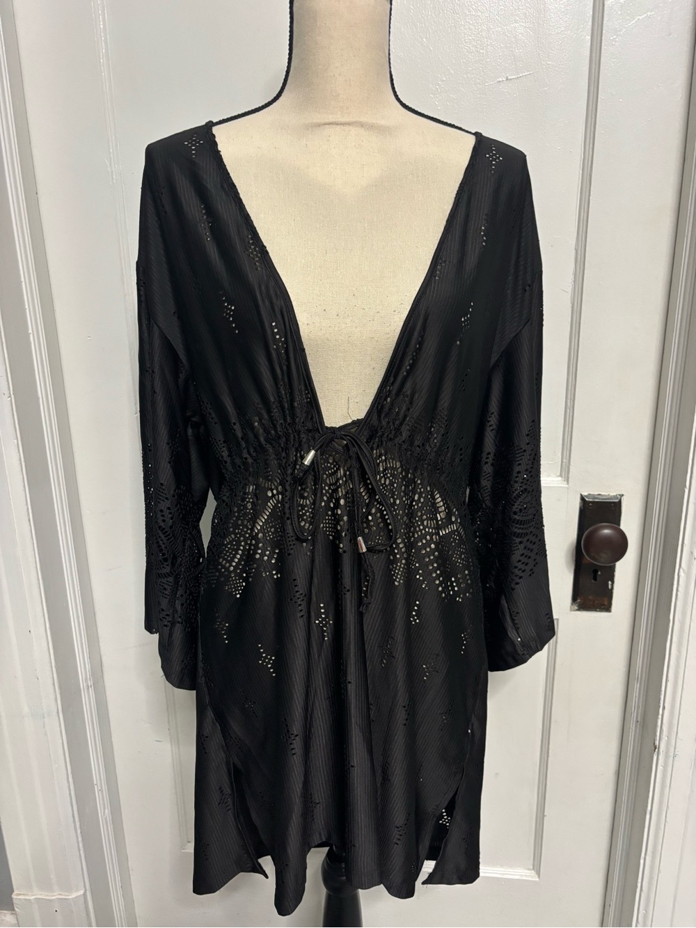 Black Lace-Detail Plunge Swim Coverup Tunic